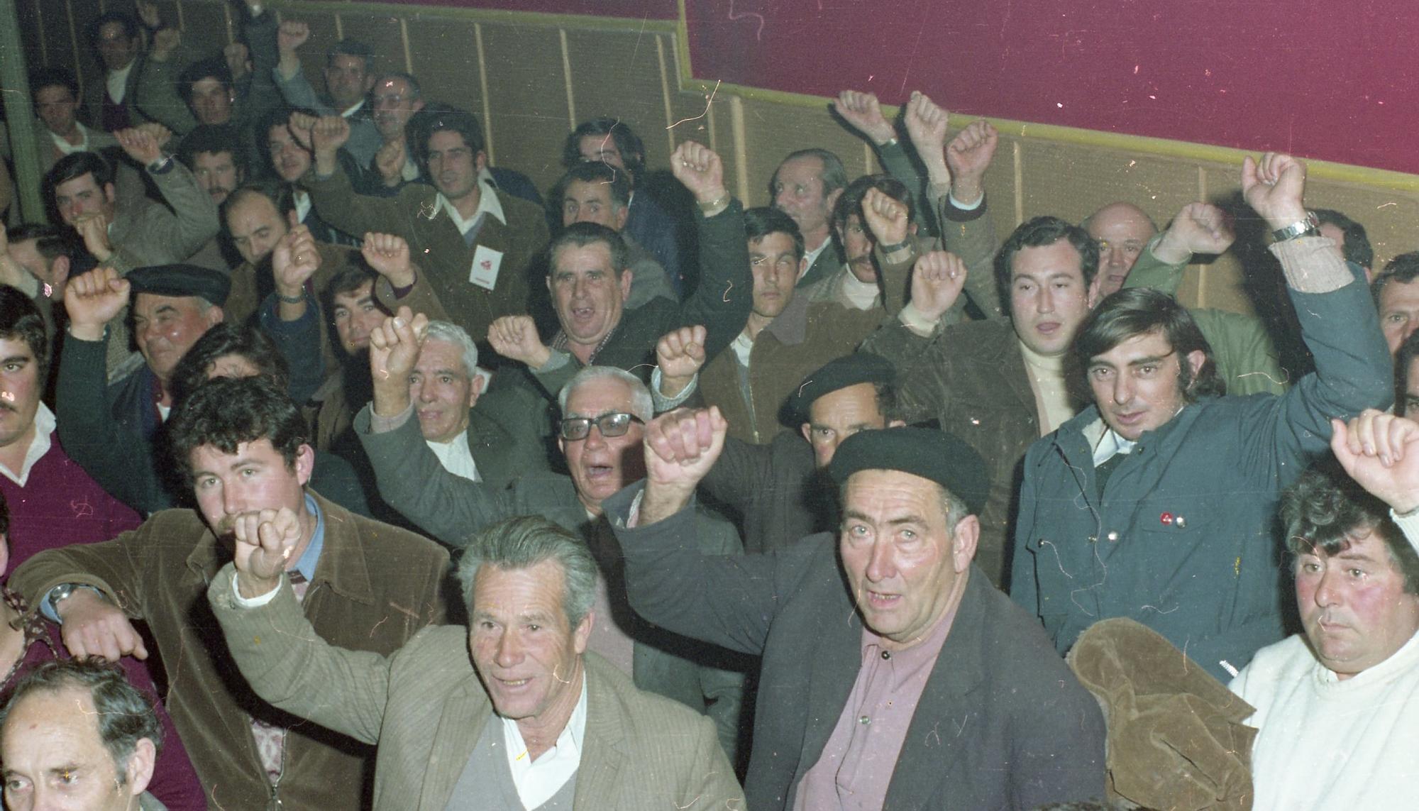 Mitin PCE Don Benito